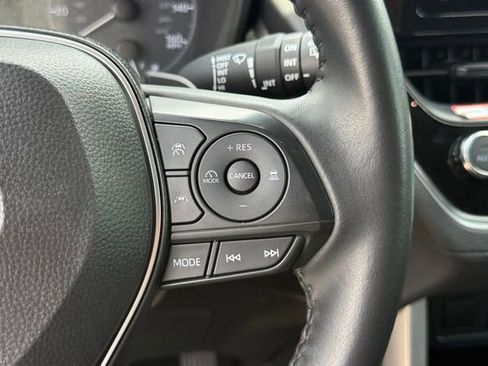 Used 2024 Toyota Corolla Cross AWD Hybrid image 15