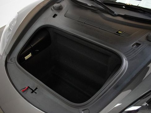 Certified 2018 Porsche 718 Cayman S image 18