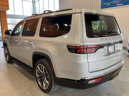 Used 2022 Jeep Wagoneer Series II w/ Premium Group I image 7