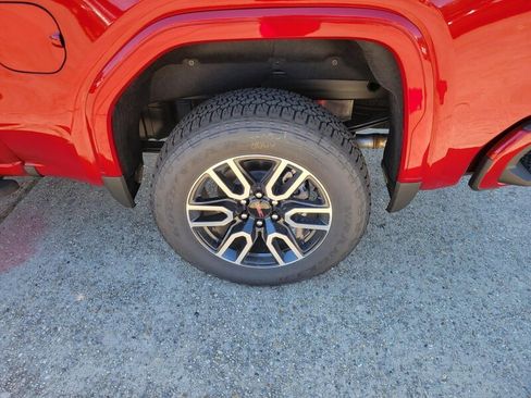 New 2026 GMC Sierra 1500 AT4 w/ AT4 Premium Package image 9