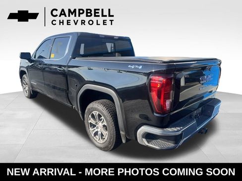 Used 2024 GMC Sierra 1500 SLE w/ Preferred Package AWD/4WD image 3
