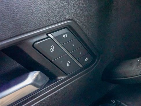 Used 2025 GMC Hummer EV 2X w/ Extreme Off-Road Package image 28