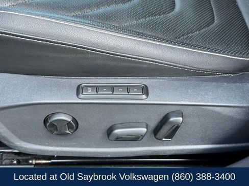 Used 2024 Volkswagen Jetta SEL FWD image 29