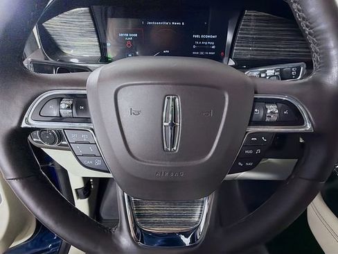 Used 2020 Lincoln Navigator L Black Label AWD/4WD image 13