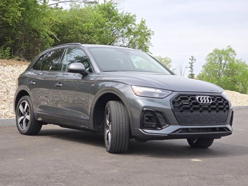 Used 2023 Audi Q5 2.0T Premium Plus AWD/4WD image 27