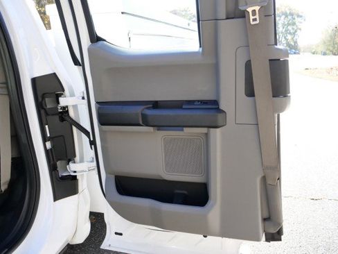 Used 2017 Ford F350 XL w/ Power Equipment Group image 19