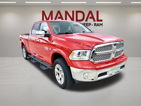 Used 2017 RAM 1500 Laramie AWD/4WD image 3