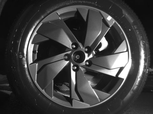 Used 2025 Nissan Rogue SV image 14