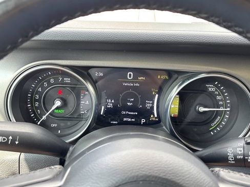 Used 2023 Jeep Wrangler Unlimited w/ Cold Weather Group AWD/4WD image 24