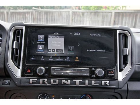 Used 2025 Nissan Frontier SV RWD image 26