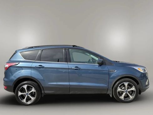 Used 2018 Ford Escape SEL AWD/4WD image 9