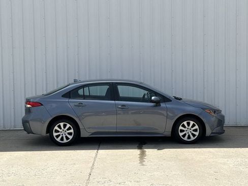 Used 2024 Toyota Corolla LE FWD image 3