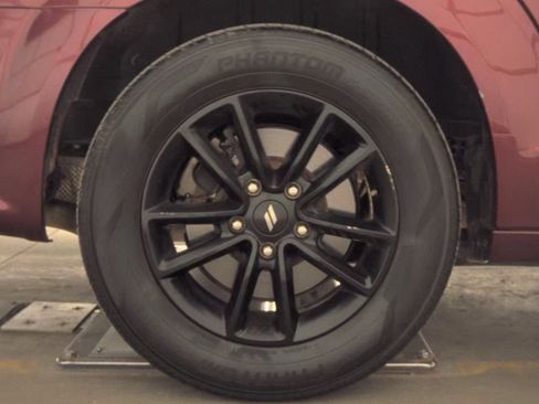 Used 2019 Dodge Grand Caravan GT FWD image 11