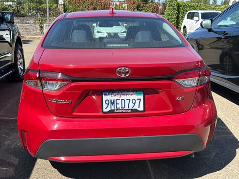 Used 2021 Toyota Corolla LE FWD image 5