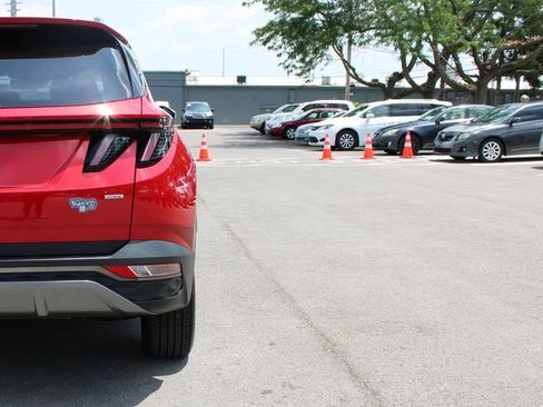 Used 2022 Hyundai Tucson Limited w/ Cargo Package image 53