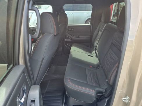 Used 2023 Nissan Frontier PRO-4X w/ Pro Convenience Package AWD/4WD image 19