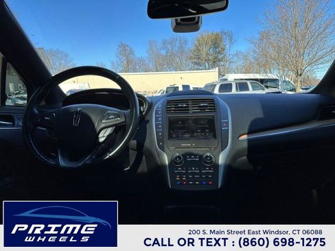 Used 2015 Lincoln MKC AWD w/ Equipment Group 102A Reserve image 17