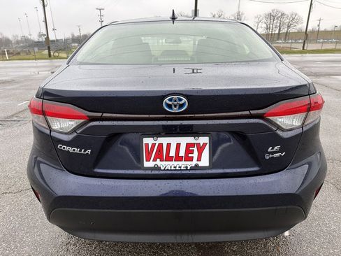 Used 2025 Toyota Corolla LE image 7