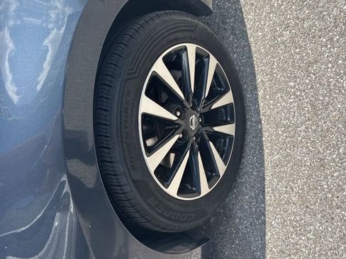 Used 2018 Nissan Altima 2.5 SV image 8