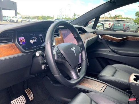 Used 2020 Tesla Model X Performance AWD/4WD image 12
