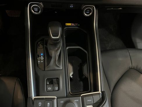 Used 2025 Toyota Grand Highlander FWD image 43