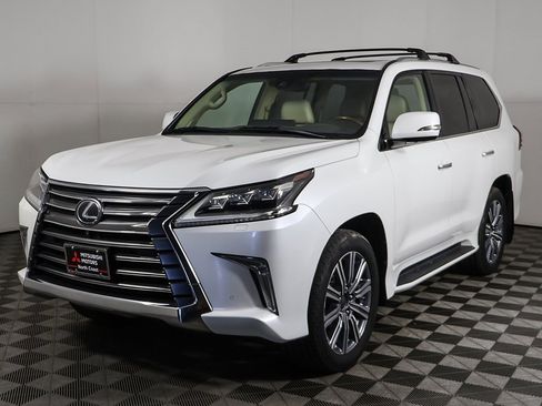 Used 2016 Lexus LX 570 4WD image 13