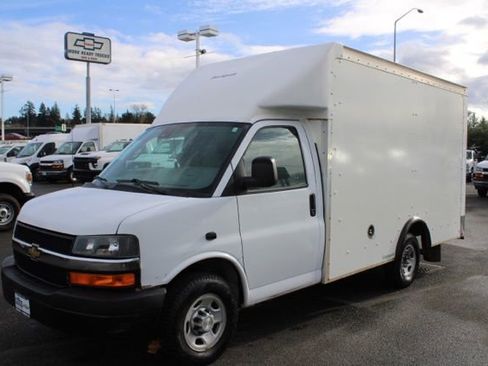 Used 2021 Chevrolet Express 3500 w/ Power Convenience Package image 3