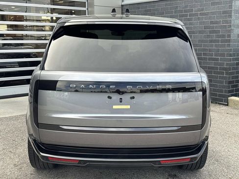 Used 2024 Land Rover Range Rover SE AWD/4WD image 5