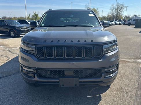 Used 2024 Jeep Wagoneer Series II image 8