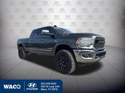 Used 2022 RAM 2500 Limited image 2