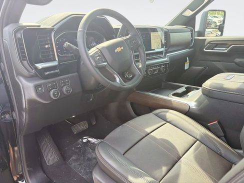 New 2026 Chevrolet Silverado 2500 High Country w/ High Country Premium Package AWD/4WD image 27