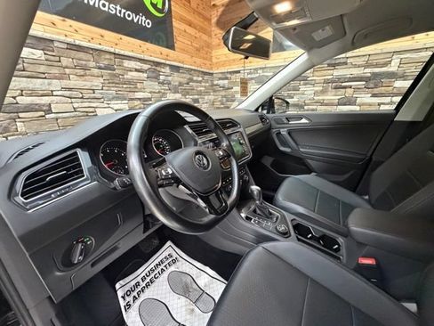 Used 2019 Volkswagen Tiguan SE AWD/4WD image 12