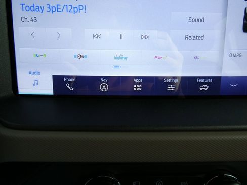 Used 2024 Ford Bronco Wildtrak image 26