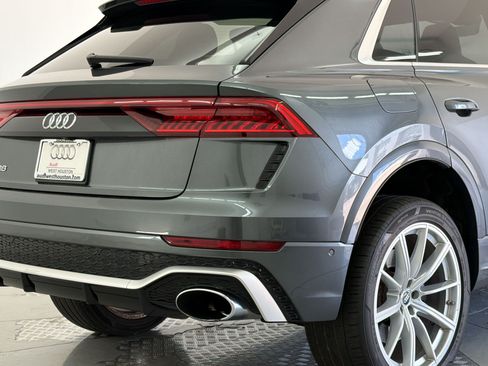 Used 2022 Audi RS Q8 AWD/4WD image 26