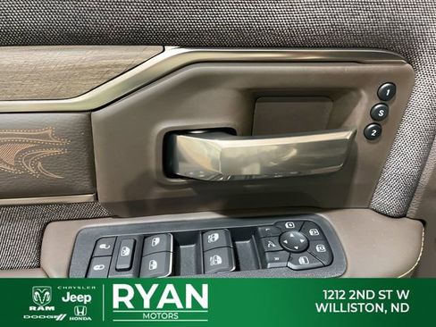 New 2026 RAM 2500 Limited AWD/4WD image 26