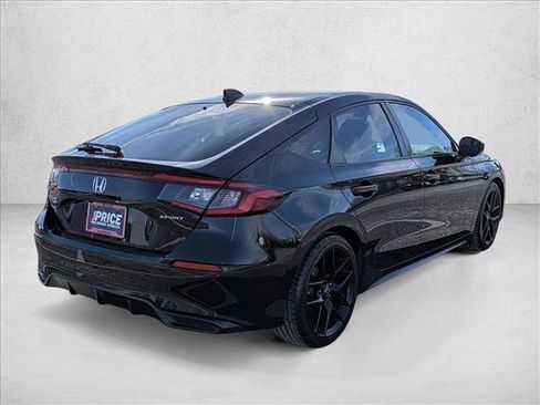 Used 2022 Honda Civic Sport image 5