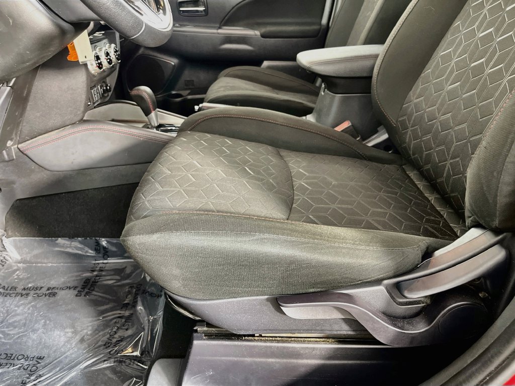Used 2023 Mitsubishi Outlander Sport LE AWD/4WD image 26