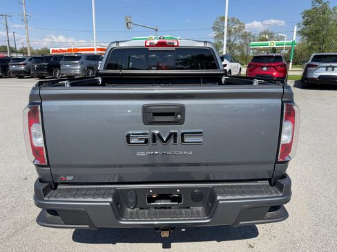 Used 2022 GMC Canyon Elevation w/ Elevation Premium Package AWD/4WD image 5