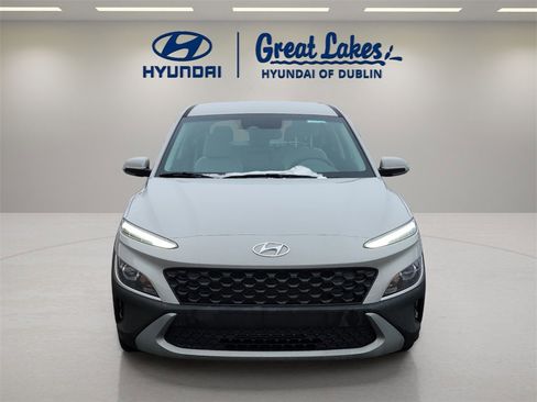 Used 2023 Hyundai Kona SE image 8