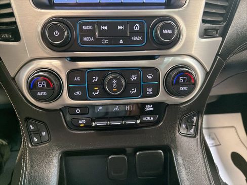 Used 2020 GMC Yukon XL SLT AWD/4WD image 33