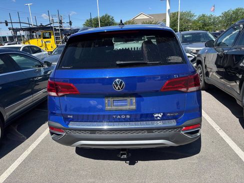Used 2022 Volkswagen Taos SE AWD/4WD image 5