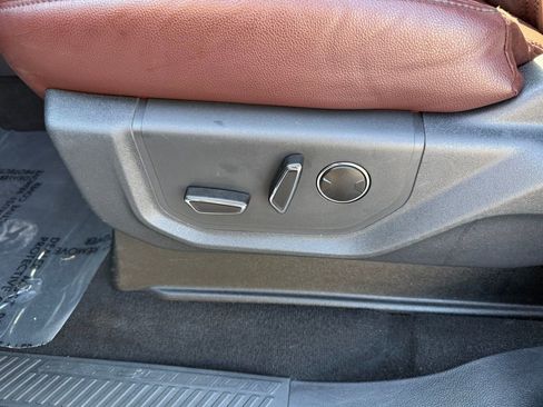 Used 2024 Ford Expedition Max Limited AWD/4WD image 6