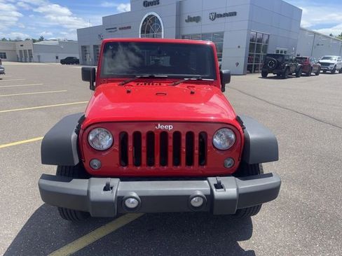 Used 2017 Jeep Wrangler Unlimited Sport AWD/4WD image 2