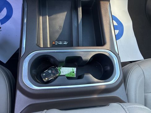 Used 2022 GMC Sierra 1500 SLT w/ SLT Premium Plus Package image 26