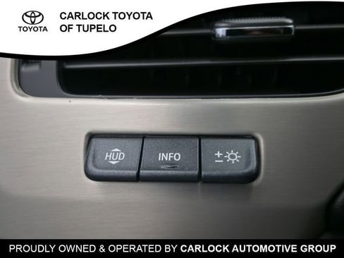 Used 2020 GMC Yukon XL Denali image 24