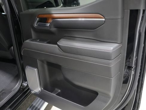 Used 2023 GMC Sierra 1500 Denali w/ Technology Package AWD/4WD image 21