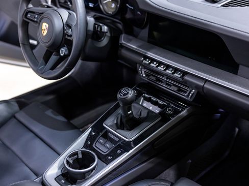 Used 2024 Porsche 911 Targa 4S w/ Premium Package image 35