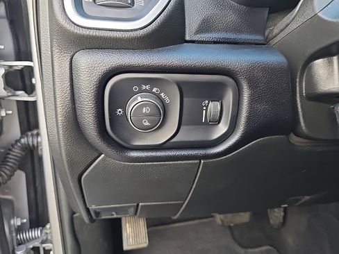 Used 2024 RAM 2500 Big Horn image 21