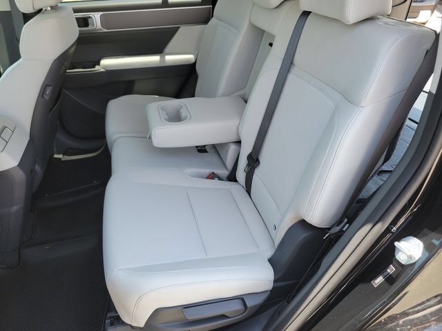 New 2026 Hyundai Santa Fe SE AWD/4WD image 25
