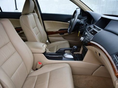 Used 2011 Honda Accord EX-L image 25